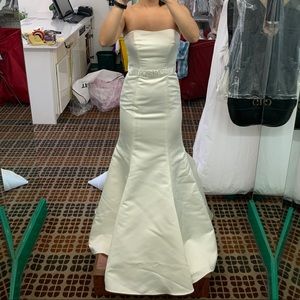 Trumpet wedding dress (size 4)